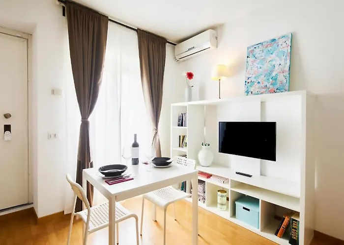 House Naviglio Grande 15 Minutes To Duomo Apartament *